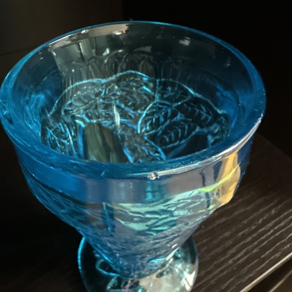 Tiara Horizon Blue Sweet Pear Avocado Footed Drinking Tumbler by Indiana Glass - Picture 3 of 4